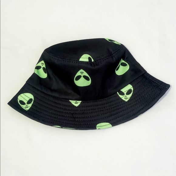 Accessories - Alien bucket hat 👽